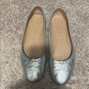 Chloe Silver Women's Ballet Flats